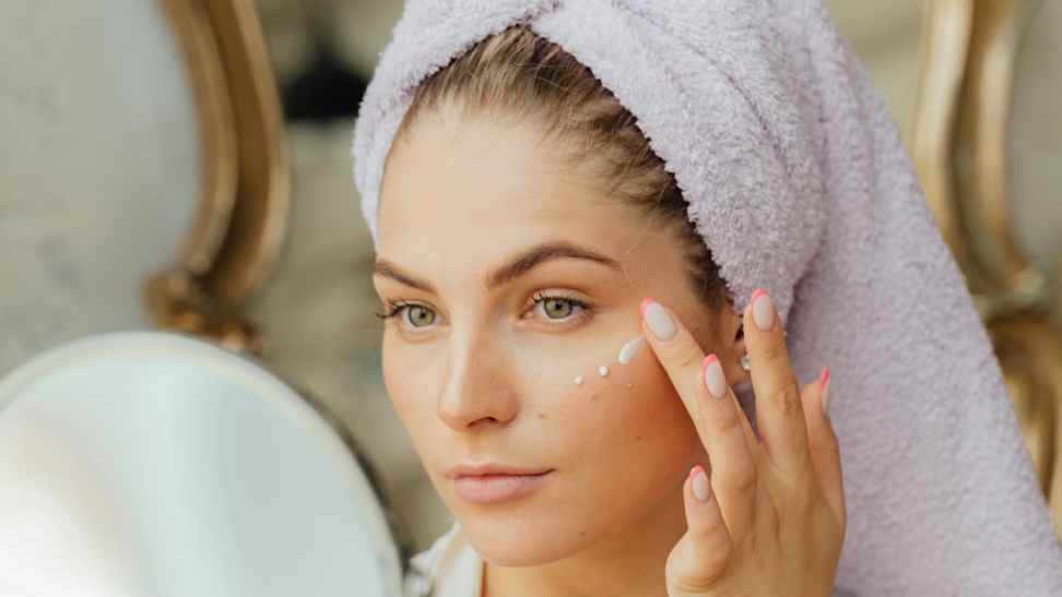 Revitalizing Your Beauty Routine: Incorporating Seasonal Skincare Tips
